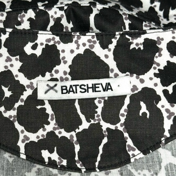 BATSHEVA Snow Leopard Print Tailored Long Sleeve V-Neck Faux Wrap Peplum Top 4 - Picture 3 of 5